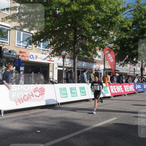 15.09.2024 - PSD Bank Halbmarathon Miley Keyser http://msf.ph/oto/7058757 15.09.2024 10:28:46 Ziel 26, 130, 140, 162, 184, 192, 205, 235, 273, 305 meine-sportfotos.de