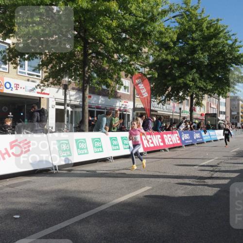 15.09.2024 - PSD Bank Halbmarathon Miley Keyser http://msf.ph/oto/7058768 15.09.2024 10:28:47 Ziel 26, 130, 140, 162, 184, 192, 205, 235, 273, 305 meine-sportfotos.de