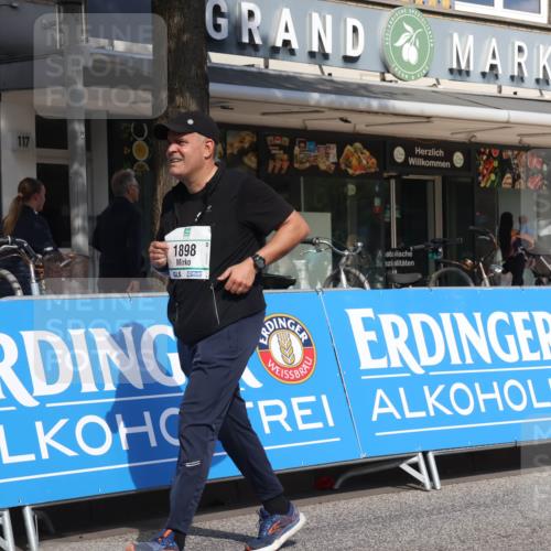 15.09.2024 - PSD Bank Halbmarathon Michael Strokosch http://msf.ph/oto/7058793 15.09.2024 13:04:25 Ziel 1898 meine-sportfotos.de