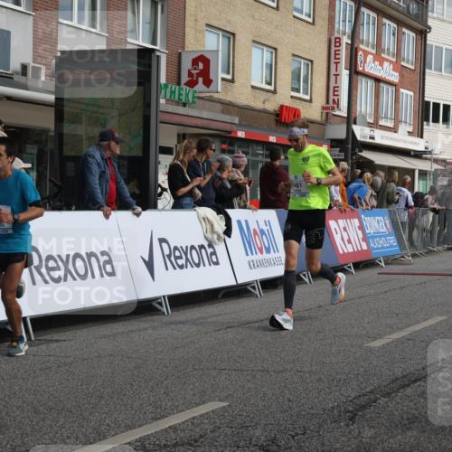15.09.2024 - PSD Bank Halbmarathon Michael Strokosch http://msf.ph/oto/7058798 15.09.2024 11:38:26 Ziel 764, 828, 903, 989, 1094, 1142, 1170, 1175, 1301, 1371, 1461, 2660 meine-sportfotos.de