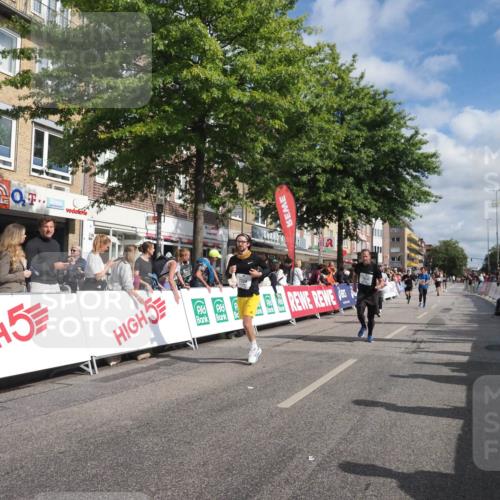 15.09.2024 - PSD Bank Halbmarathon Miley Keyser http://msf.ph/oto/7058799 15.09.2024 12:06:31 Ziel 1464, 1697, 1747, 1824, 2036, 2092, 2177, 2334, 2340, 2718, 3350 meine-sportfotos.de