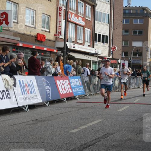 15.09.2024 - PSD Bank Halbmarathon Michael Strokosch http://msf.ph/oto/7058810 15.09.2024 11:38:27 Ziel 764, 828, 903, 989, 1094, 1142, 1170, 1175, 1189, 1301, 1371, 1461, 2660 meine-sportfotos.de