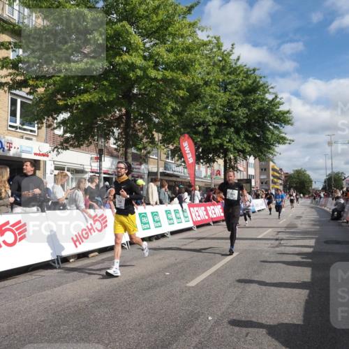 15.09.2024 - PSD Bank Halbmarathon Miley Keyser http://msf.ph/oto/7058814 15.09.2024 12:06:31 Ziel 1464, 1697, 1747, 1824, 2036, 2092, 2177, 2334, 2340, 2718, 3350 meine-sportfotos.de