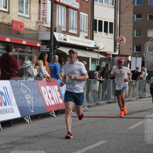 15.09.2024 - PSD Bank Halbmarathon Michael Strokosch http://msf.ph/oto/7058822 15.09.2024 11:38:28 Ziel 764, 828, 903, 935, 989, 1094, 1142, 1170, 1175, 1189, 1371, 1461, 2660 meine-sportfotos.de