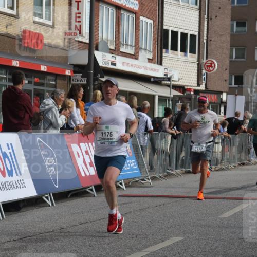 15.09.2024 - PSD Bank Halbmarathon Michael Strokosch http://msf.ph/oto/7058826 15.09.2024 11:38:28 Ziel 764, 828, 903, 935, 989, 1094, 1142, 1170, 1175, 1189, 1371, 1461, 2660 meine-sportfotos.de