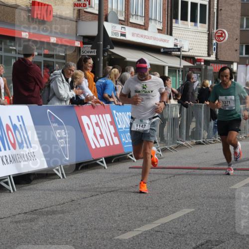 15.09.2024 - PSD Bank Halbmarathon Michael Strokosch http://msf.ph/oto/7058851 15.09.2024 11:38:30 Ziel 828, 903, 935, 989, 1094, 1142, 1170, 1175, 1189, 1371, 1461, 2660 meine-sportfotos.de