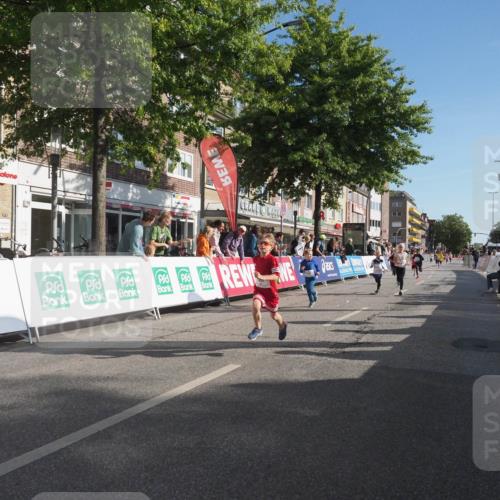 15.09.2024 - PSD Bank Halbmarathon Miley Keyser http://msf.ph/oto/7058863 15.09.2024 10:29:01 Ziel 106, 107, 137, 140, 150, 154, 170, 179, 189, 222, 231, 288, 292, 297 meine-sportfotos.de
