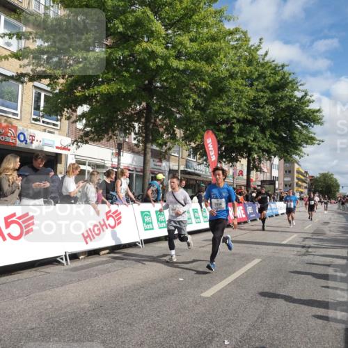 15.09.2024 - PSD Bank Halbmarathon Miley Keyser http://msf.ph/oto/7058874 15.09.2024 12:06:34 Ziel 1464, 1697, 1747, 1824, 2032, 2036, 2092, 2177, 2208, 2334, 2340, 2718, 2942 meine-sportfotos.de