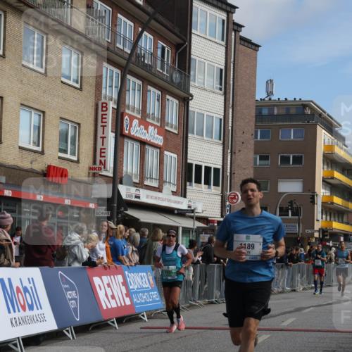 15.09.2024 - PSD Bank Halbmarathon Michael Strokosch http://msf.ph/oto/7058918 15.09.2024 11:38:35 Ziel 828, 903, 935, 989, 1094, 1142, 1170, 1174, 1175, 1189, 1371, 1461, 2485, 2660 meine-sportfotos.de