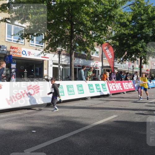 15.09.2024 - PSD Bank Halbmarathon Miley Keyser http://msf.ph/oto/7058975 15.09.2024 10:29:08 Ziel 5, 12, 47, 106, 107, 137, 150, 154, 170, 179, 180, 189, 222, 231, 244, 271, 288, 292, 297 meine-sportfotos.de