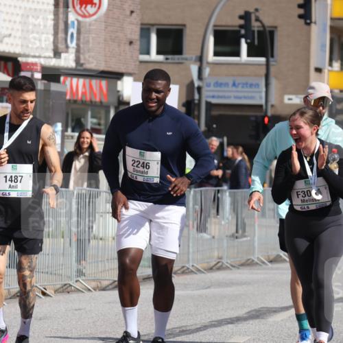 15.09.2024 - PSD Bank Halbmarathon Michael Strokosch http://msf.ph/oto/7058978 15.09.2024 13:05:18 Ziel 2246, 3457 meine-sportfotos.de