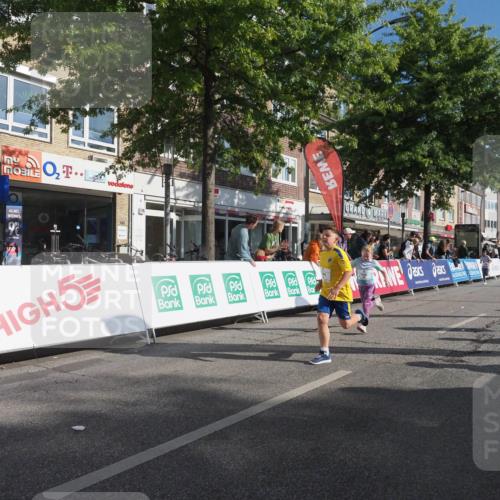 15.09.2024 - PSD Bank Halbmarathon Miley Keyser http://msf.ph/oto/7058982 15.09.2024 10:29:08 Ziel 5, 12, 47, 106, 107, 137, 150, 154, 170, 179, 180, 189, 222, 231, 244, 271, 288, 292, 297 meine-sportfotos.de
