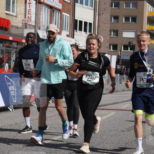 15.09.2024 - PSD Bank Halbmarathon Michael Strokosch http://msf.ph/oto/7059015 15.09.2024 13:05:22 Ziel 2246, 3457 meine-sportfotos.de