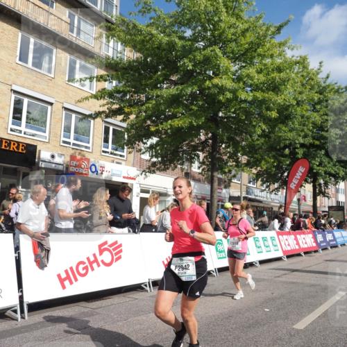 15.09.2024 - PSD Bank Halbmarathon Miley Keyser http://msf.ph/oto/7059042 15.09.2024 12:06:46 Ziel 1464, 2032, 2092, 2177, 2208, 2340, 2806, 2819, 2942 meine-sportfotos.de
