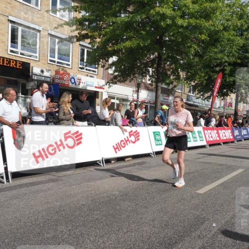 15.09.2024 - PSD Bank Halbmarathon Miley Keyser http://msf.ph/oto/7059081 15.09.2024 12:06:54 Ziel 796, 797, 2032, 2208, 2806, 2819, 2942, 3019 meine-sportfotos.de
