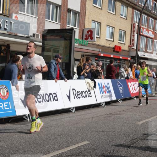 15.09.2024 - PSD Bank Halbmarathon Michael Strokosch http://msf.ph/oto/7059084 15.09.2024 11:38:49 Ziel 1174, 1222, 1249, 1348, 1384, 2485, 2623, 2724 meine-sportfotos.de