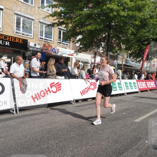 15.09.2024 - PSD Bank Halbmarathon Miley Keyser http://msf.ph/oto/7059088 15.09.2024 12:06:54 Ziel 796, 797, 2032, 2208, 2806, 2819, 2942, 3019 meine-sportfotos.de