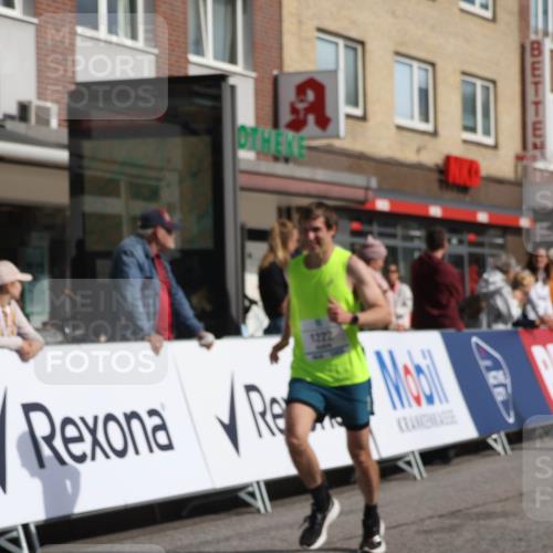 15.09.2024 - PSD Bank Halbmarathon Michael Strokosch http://msf.ph/oto/7059094 15.09.2024 11:38:51 Ziel 1174, 1222, 1249, 1348, 1384, 2445, 2485, 2623, 2724 meine-sportfotos.de