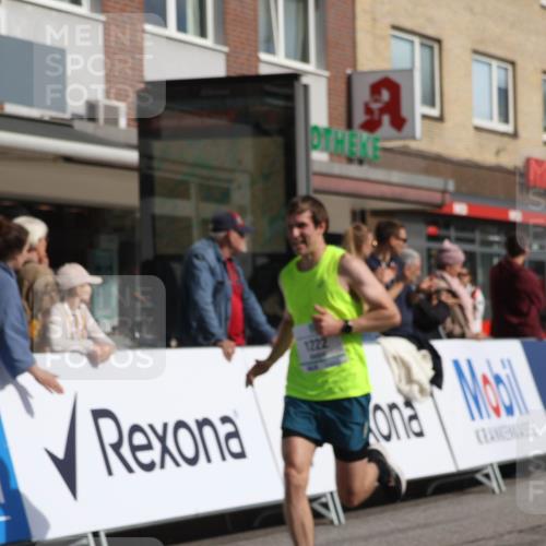 15.09.2024 - PSD Bank Halbmarathon Michael Strokosch http://msf.ph/oto/7059096 15.09.2024 11:38:51 Ziel 1174, 1222, 1249, 1348, 1384, 2445, 2485, 2623, 2724 meine-sportfotos.de