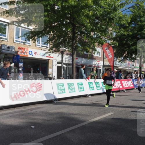 15.09.2024 - PSD Bank Halbmarathon Miley Keyser http://msf.ph/oto/7059097 15.09.2024 10:29:18 Ziel 5, 12, 47, 70, 150, 170, 180, 194, 244, 254, 255, 271, 288, 292, 297 meine-sportfotos.de