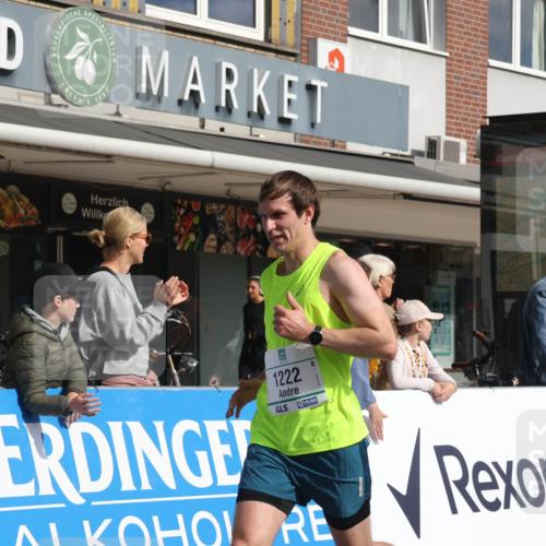 15.09.2024 - PSD Bank Halbmarathon Michael Strokosch http://msf.ph/oto/7059102 15.09.2024 11:38:51 Ziel 1174, 1222, 1249, 1348, 1384, 2445, 2485, 2623, 2724 meine-sportfotos.de