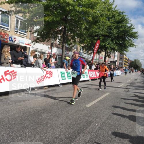 15.09.2024 - PSD Bank Halbmarathon Miley Keyser http://msf.ph/oto/7059103 15.09.2024 12:06:57 Ziel 796, 797, 1328, 2806, 2819, 3019 meine-sportfotos.de