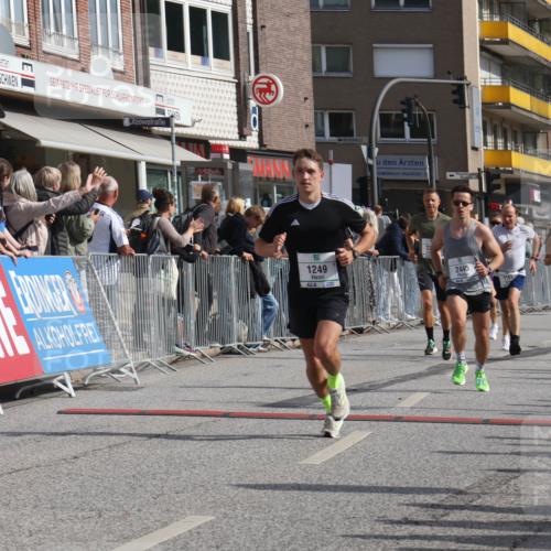 15.09.2024 - PSD Bank Halbmarathon Michael Strokosch http://msf.ph/oto/7059127 15.09.2024 11:38:55 Ziel 912, 1174, 1191, 1222, 1249, 1348, 1384, 2233, 2445, 2618, 2623, 2724 meine-sportfotos.de