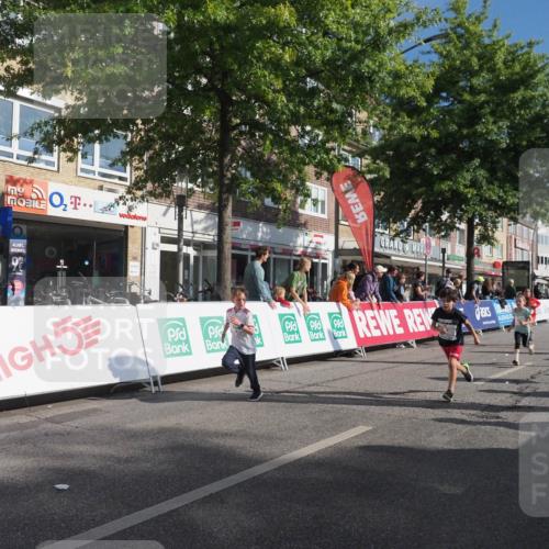 15.09.2024 - PSD Bank Halbmarathon Miley Keyser http://msf.ph/oto/7059128 15.09.2024 10:29:20 Ziel 5, 12, 47, 70, 150, 180, 194, 244, 254, 255, 271, 297 meine-sportfotos.de