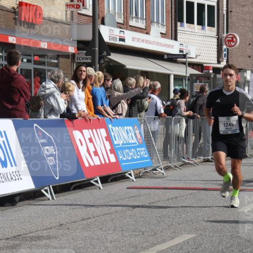 15.09.2024 - PSD Bank Halbmarathon Michael Strokosch http://msf.ph/oto/7059130 15.09.2024 11:38:56 Ziel 912, 1191, 1222, 1249, 1348, 1384, 2233, 2445, 2618, 2623, 2724 meine-sportfotos.de