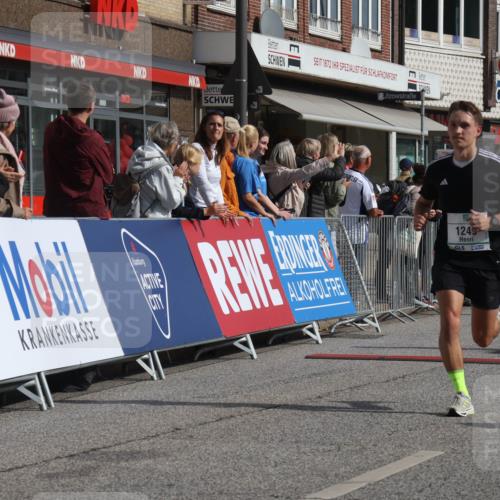 15.09.2024 - PSD Bank Halbmarathon Michael Strokosch http://msf.ph/oto/7059133 15.09.2024 11:38:56 Ziel 912, 1191, 1222, 1249, 1348, 1384, 2233, 2445, 2618, 2623, 2724 meine-sportfotos.de