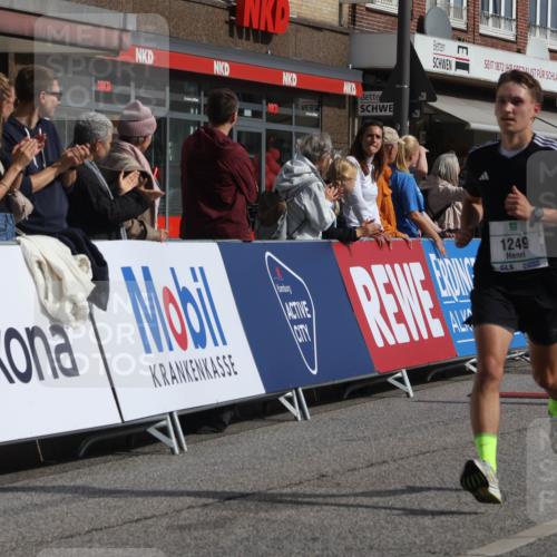 15.09.2024 - PSD Bank Halbmarathon Michael Strokosch http://msf.ph/oto/7059136 15.09.2024 11:38:57 Ziel 912, 1191, 1222, 1249, 1384, 2233, 2445, 2618, 2623, 2724 meine-sportfotos.de
