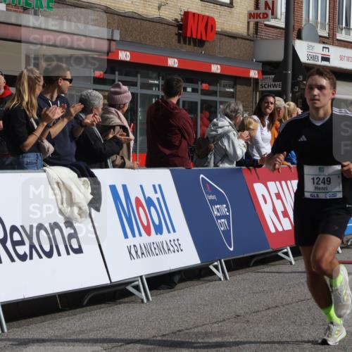 15.09.2024 - PSD Bank Halbmarathon Michael Strokosch http://msf.ph/oto/7059138 15.09.2024 11:38:57 Ziel 912, 1191, 1222, 1249, 1384, 2233, 2445, 2618, 2623, 2724 meine-sportfotos.de