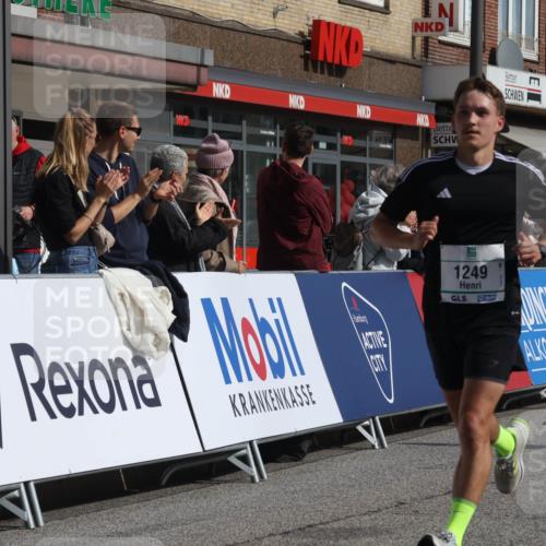 15.09.2024 - PSD Bank Halbmarathon Michael Strokosch http://msf.ph/oto/7059140 15.09.2024 11:38:57 Ziel 912, 1191, 1222, 1249, 1384, 2233, 2445, 2618, 2623, 2724 meine-sportfotos.de