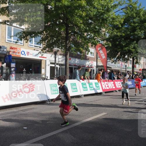 15.09.2024 - PSD Bank Halbmarathon Miley Keyser http://msf.ph/oto/7059151 15.09.2024 10:29:21 Ziel 5, 12, 47, 70, 85, 180, 194, 244, 254, 255, 271, 297 meine-sportfotos.de