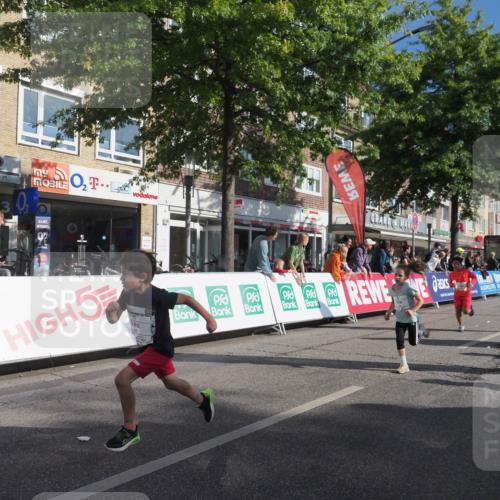 15.09.2024 - PSD Bank Halbmarathon Miley Keyser http://msf.ph/oto/7059154 15.09.2024 10:29:21 Ziel 5, 12, 47, 70, 85, 180, 194, 244, 254, 255, 271, 297 meine-sportfotos.de