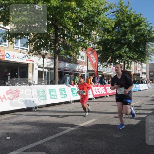 15.09.2024 - PSD Bank Halbmarathon Miley Keyser http://msf.ph/oto/7059181 15.09.2024 10:29:22 Ziel 5, 12, 47, 70, 85, 111, 180, 194, 244, 254, 255, 271 meine-sportfotos.de