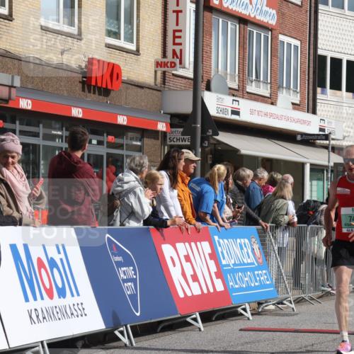15.09.2024 - PSD Bank Halbmarathon Michael Strokosch http://msf.ph/oto/7059207 15.09.2024 11:39:08 Ziel 747, 778, 912, 1191, 1249, 2233, 2445, 2618 meine-sportfotos.de