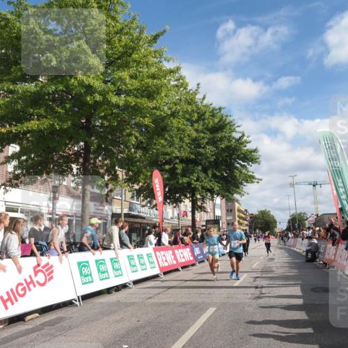 15.09.2024 - PSD Bank Halbmarathon Miley Keyser http://msf.ph/oto/7059208 15.09.2024 12:07:09 Ziel 796, 797, 1328, 1331, 1877, 1933, 2919, 2938, 3019, 3180, 3181 meine-sportfotos.de