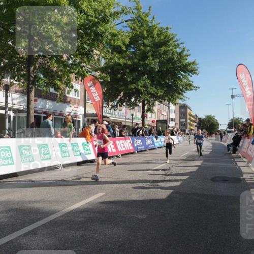 15.09.2024 - PSD Bank Halbmarathon Miley Keyser http://msf.ph/oto/7059225 15.09.2024 10:29:33 Ziel 46, 60, 74, 80, 85, 111, 112, 120, 194, 254, 255 meine-sportfotos.de