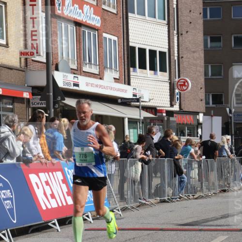 15.09.2024 - PSD Bank Halbmarathon Michael Strokosch http://msf.ph/oto/7059235 15.09.2024 11:39:12 Ziel 747, 778, 912, 1191, 2233, 2618 meine-sportfotos.de