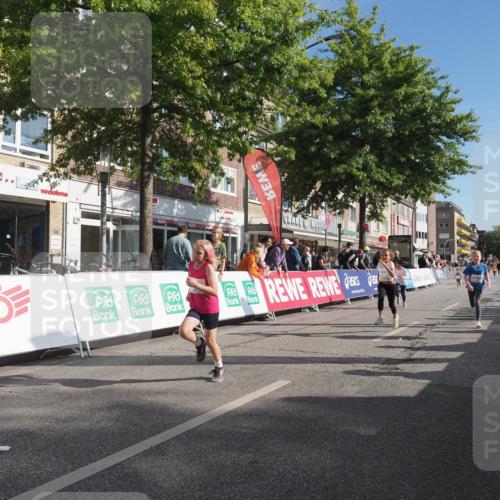15.09.2024 - PSD Bank Halbmarathon Miley Keyser http://msf.ph/oto/7059240 15.09.2024 10:29:34 Ziel 46, 60, 74, 80, 85, 111, 112, 120, 194, 255 meine-sportfotos.de