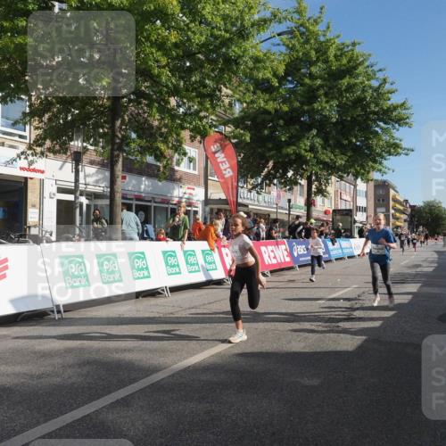 15.09.2024 - PSD Bank Halbmarathon Miley Keyser http://msf.ph/oto/7059252 15.09.2024 10:29:35 Ziel 15, 46, 60, 74, 80, 85, 111, 112, 120, 194 meine-sportfotos.de