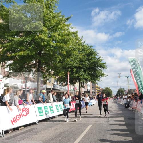 15.09.2024 - PSD Bank Halbmarathon Miley Keyser http://msf.ph/oto/7059266 15.09.2024 12:07:13 Ziel 797, 1328, 1331, 1877, 1933, 2919, 2938, 3180, 3181 meine-sportfotos.de