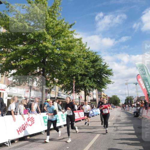 15.09.2024 - PSD Bank Halbmarathon Miley Keyser http://msf.ph/oto/7059291 15.09.2024 12:07:14 Ziel 1328, 1331, 1877, 1933, 2919, 2938, 3180, 3181 meine-sportfotos.de