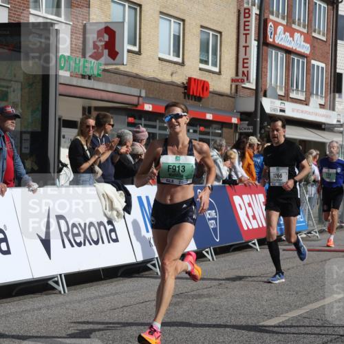 15.09.2024 - PSD Bank Halbmarathon Michael Strokosch http://msf.ph/oto/7059297 15.09.2024 11:39:22 Ziel 739, 747, 778, 913, 933, 1266, 1382, 1424, 2628, 2650 meine-sportfotos.de