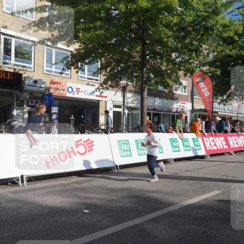 15.09.2024 - PSD Bank Halbmarathon Miley Keyser http://msf.ph/oto/7059301 15.09.2024 10:29:37 Ziel 15, 46, 60, 74, 80, 85, 111, 112, 120, 164 meine-sportfotos.de