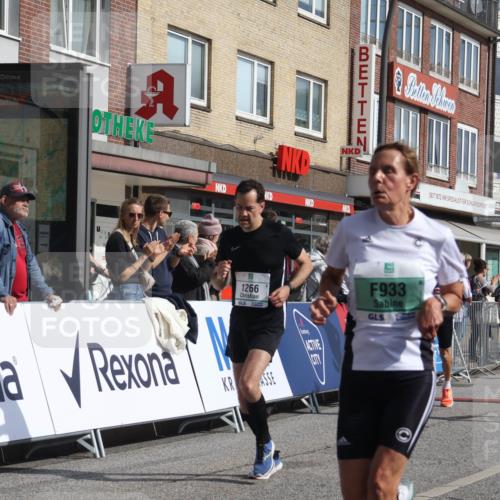 15.09.2024 - PSD Bank Halbmarathon Michael Strokosch http://msf.ph/oto/7059302 15.09.2024 11:39:22 Ziel 739, 747, 778, 913, 933, 1266, 1382, 1424, 2628, 2650 meine-sportfotos.de