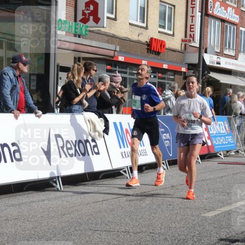 15.09.2024 - PSD Bank Halbmarathon Michael Strokosch http://msf.ph/oto/7059311 15.09.2024 11:39:24 Ziel 739, 778, 913, 933, 954, 1266, 1382, 1424, 2628, 2650 meine-sportfotos.de