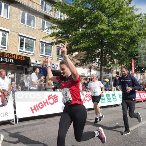 15.09.2024 - PSD Bank Halbmarathon Miley Keyser http://msf.ph/oto/7059341 15.09.2024 12:07:16 Ziel 1328, 1331, 1877, 1933, 2313, 2919, 2938, 3180, 3181 meine-sportfotos.de