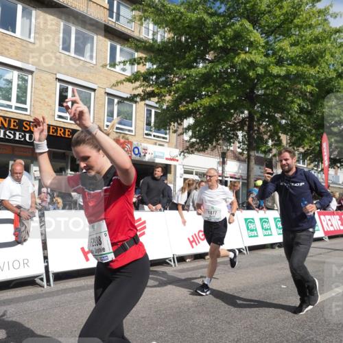 15.09.2024 - PSD Bank Halbmarathon Miley Keyser http://msf.ph/oto/7059345 15.09.2024 12:07:16 Ziel 1328, 1331, 1877, 1933, 2313, 2919, 2938, 3180, 3181 meine-sportfotos.de